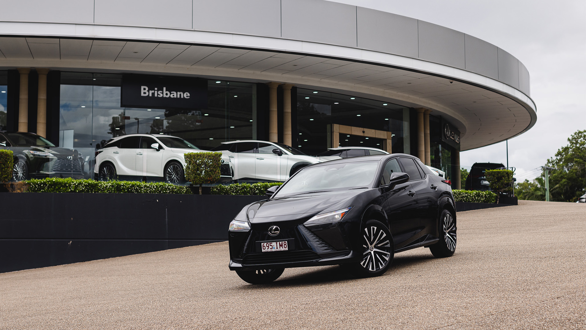 Lexus RZ